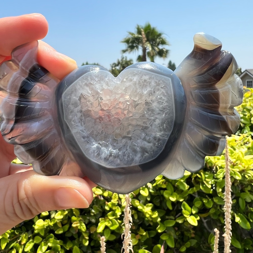 Blue Agate Heart With Wings Banding and Druzy Cave